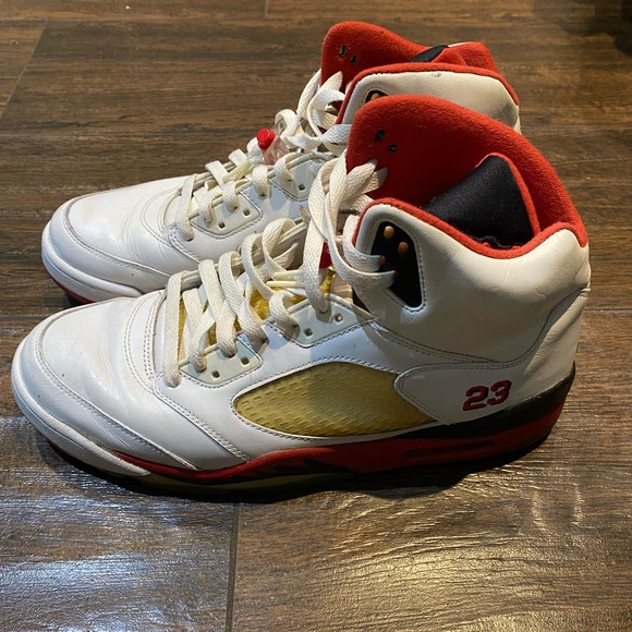 Jordan 5 - Picture 4 of 5